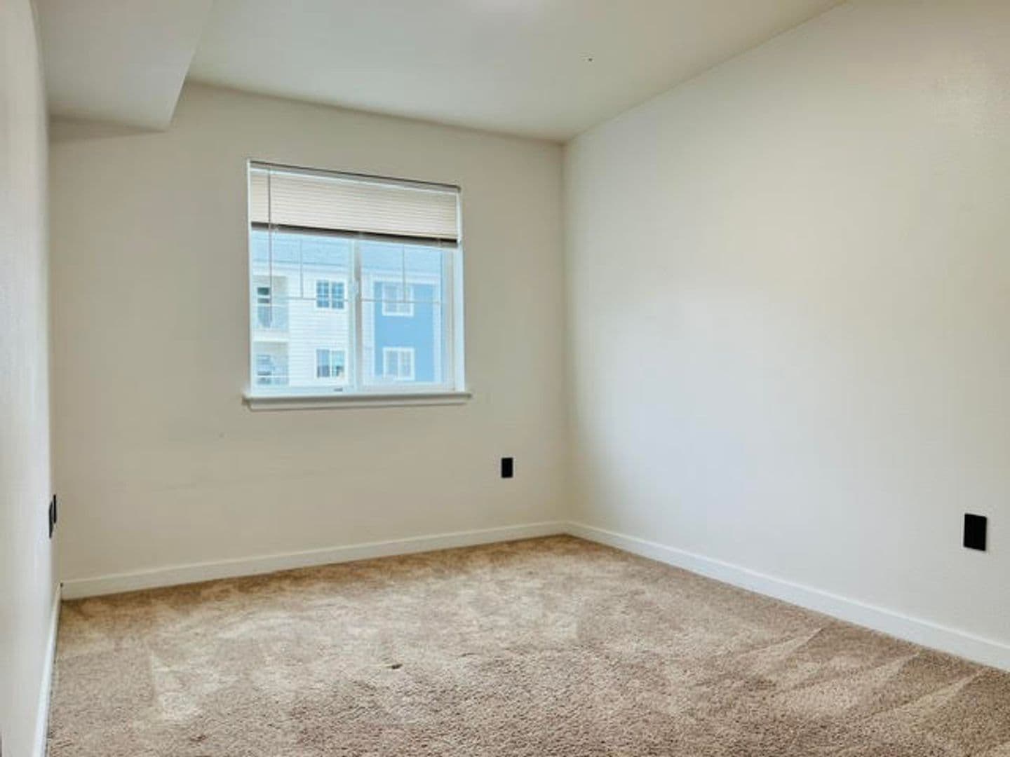 Bellingham Apartment: 4370-4380 Tull Road