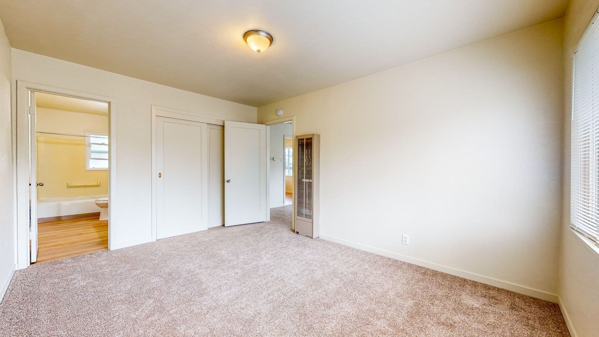 Santa Rosa Apartment: 4940-4942 Sonoma Highway