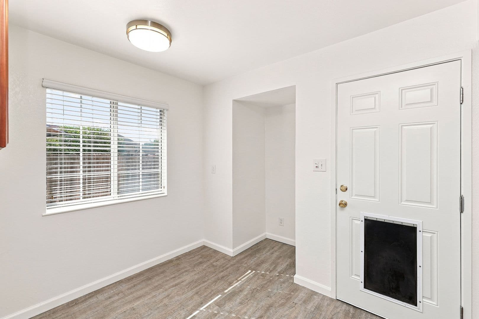 Rohnert Park House: 257 Allan Avenue