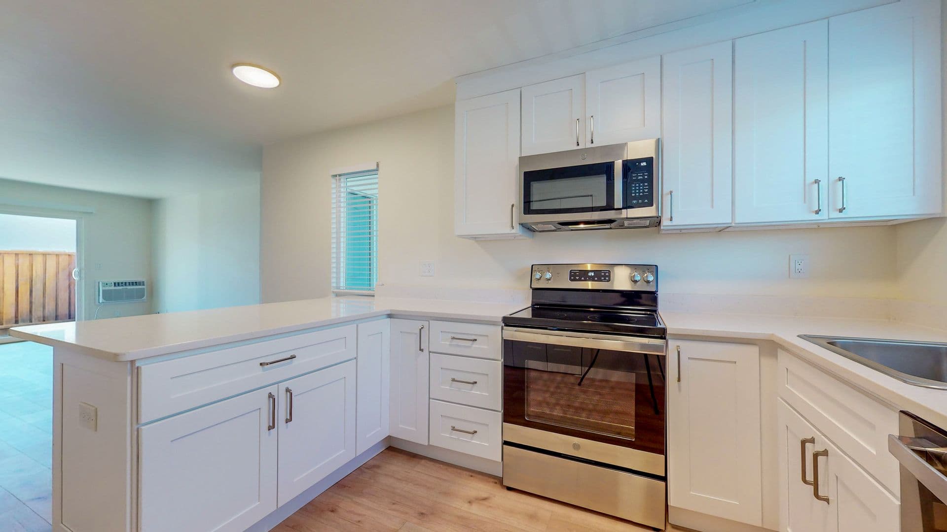 Rohnert Park Apartment: 7359 Boris Court