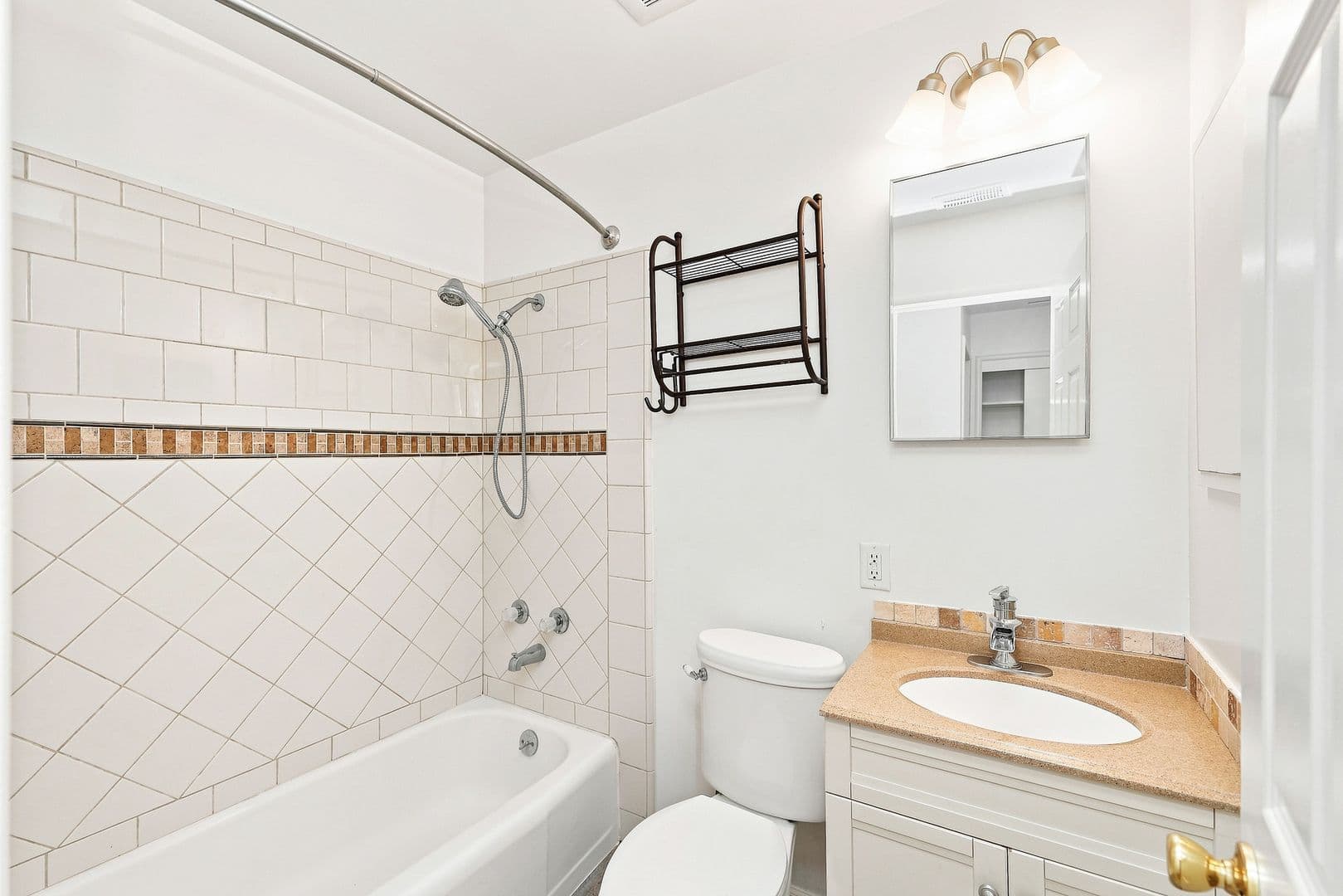 Rohnert Park House: 257 Allan Avenue