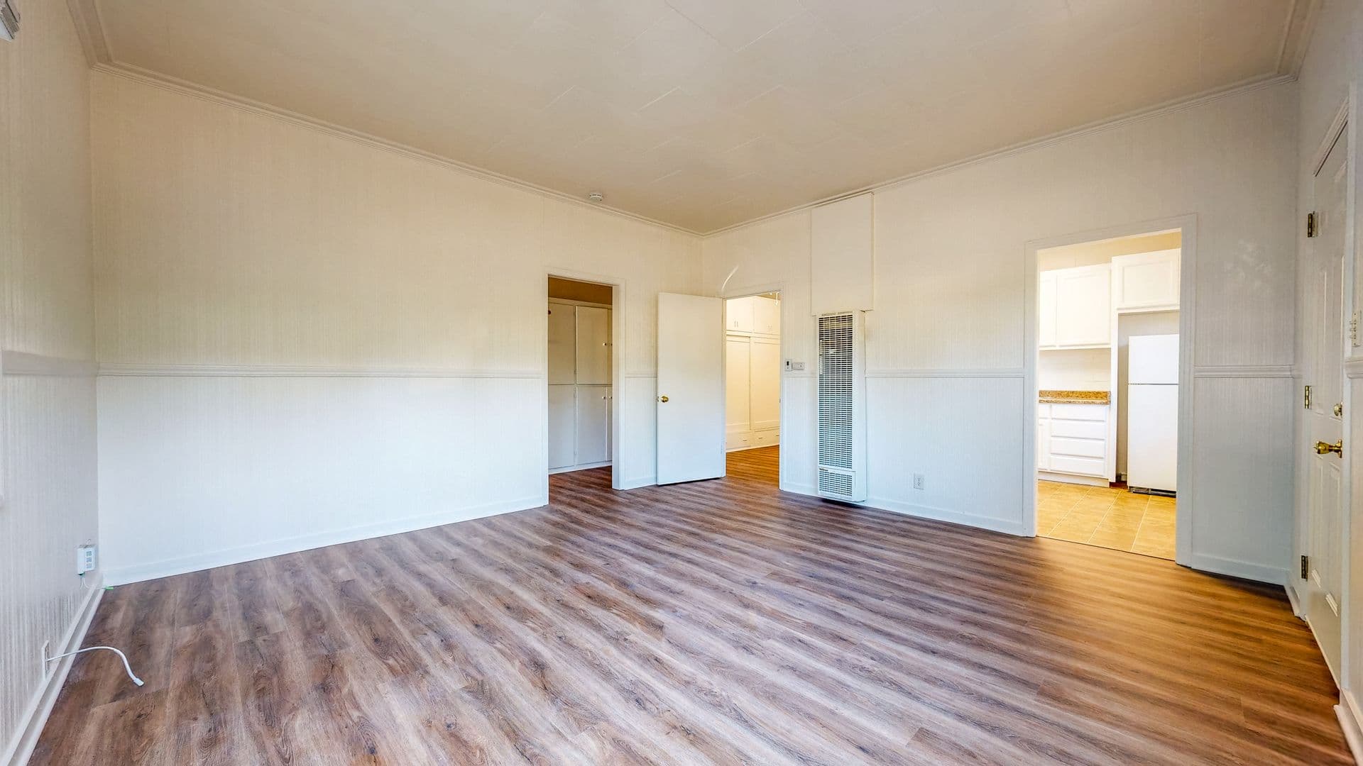 Santa Rosa Apartment: 1428-1430 Sonoma Avenue