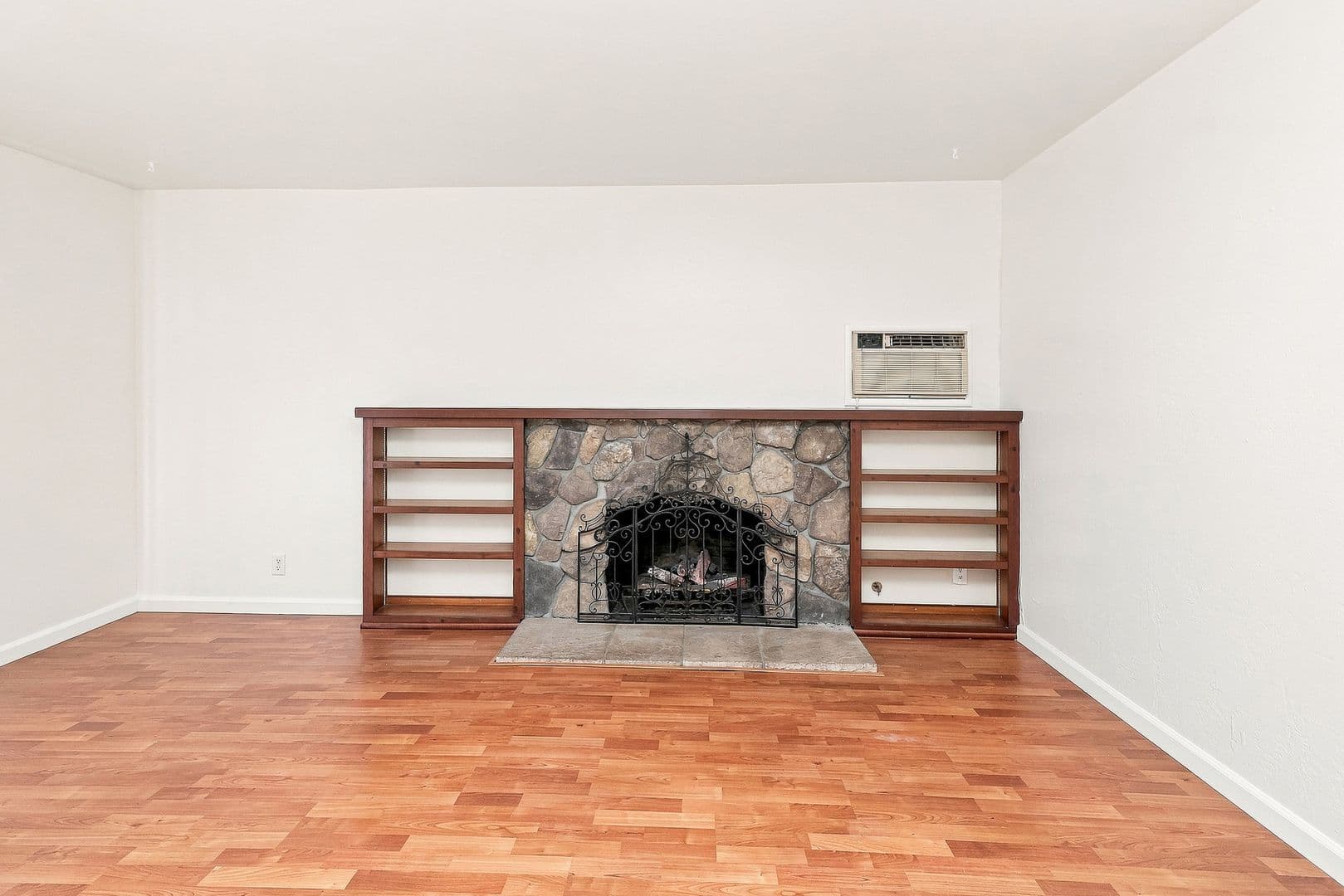 Rohnert Park House: 257 Allan Avenue