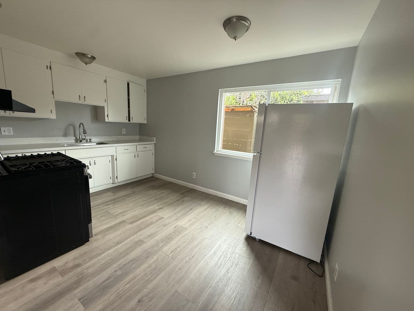 Gilroy Apartment: 8001 Church Street