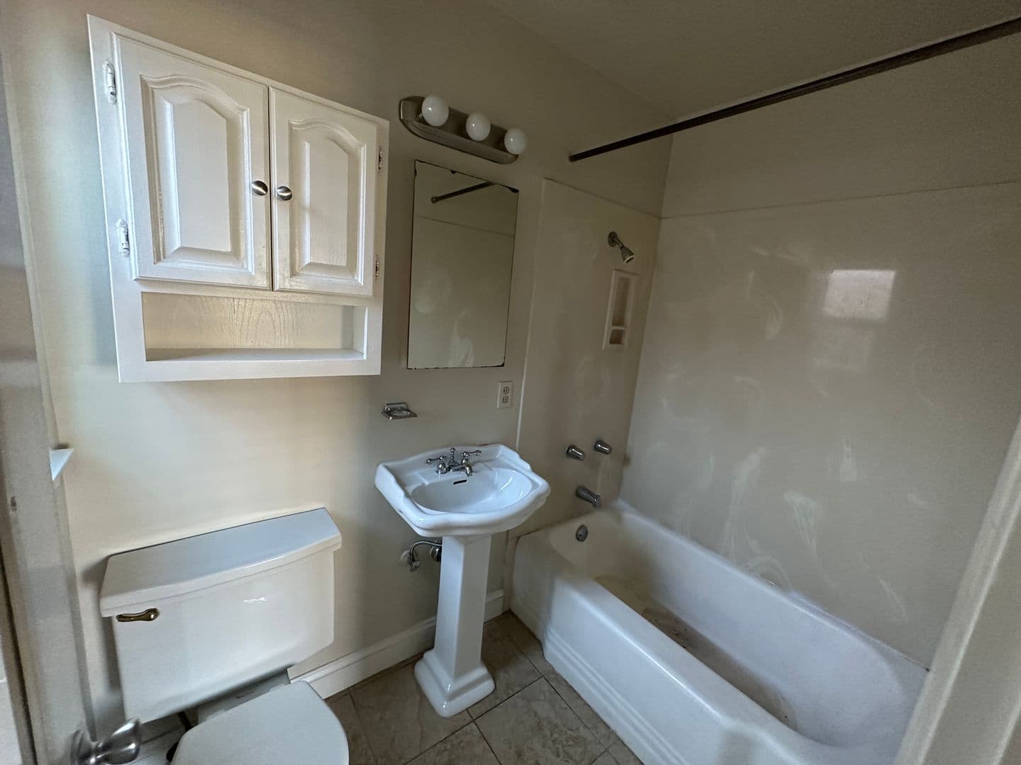 Mountain View Apartment: 880 Park Drive