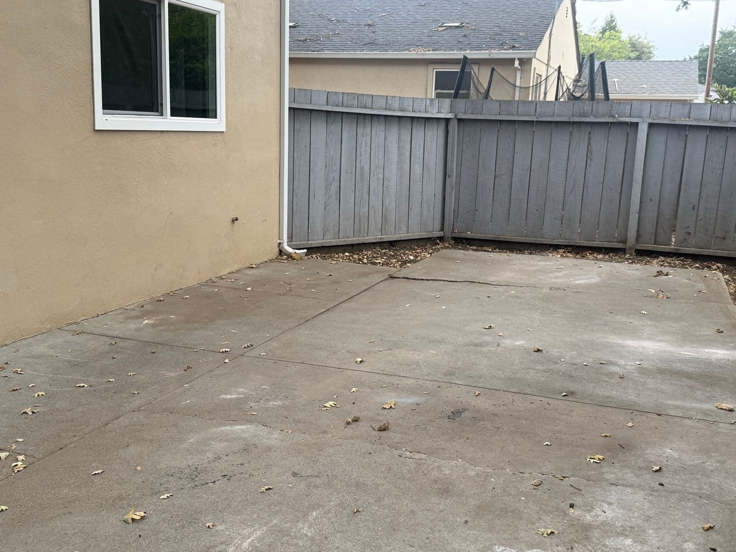Gilroy Apartment: 8001 Church Street
