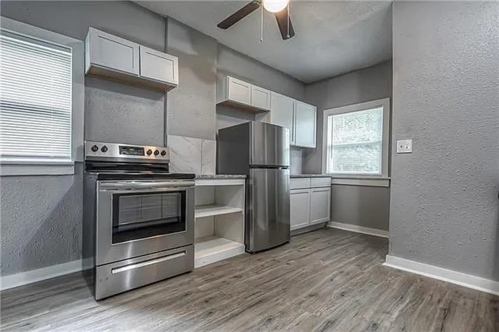 Kansas City House: 5823 Prospect Ave