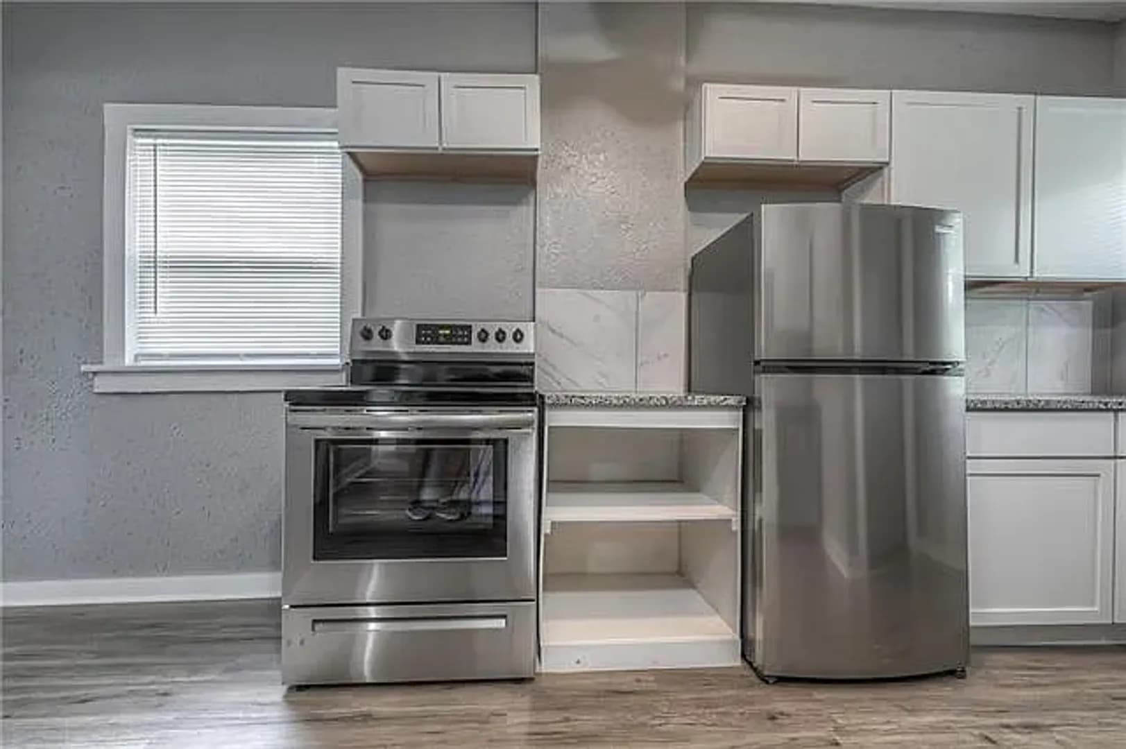 Kansas City House: 5823 Prospect Ave