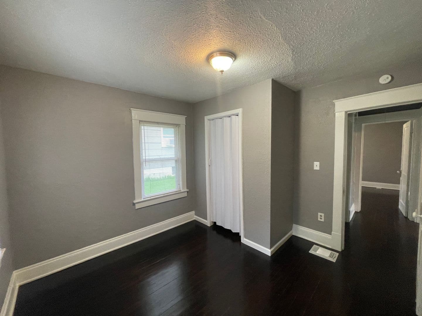 Kansas City House: 8226 Flora Ave
