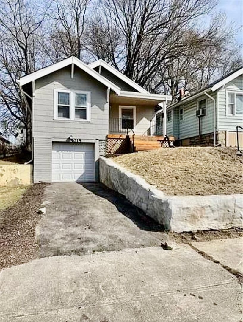 Kansas City House: 5015 Michigan Ave
