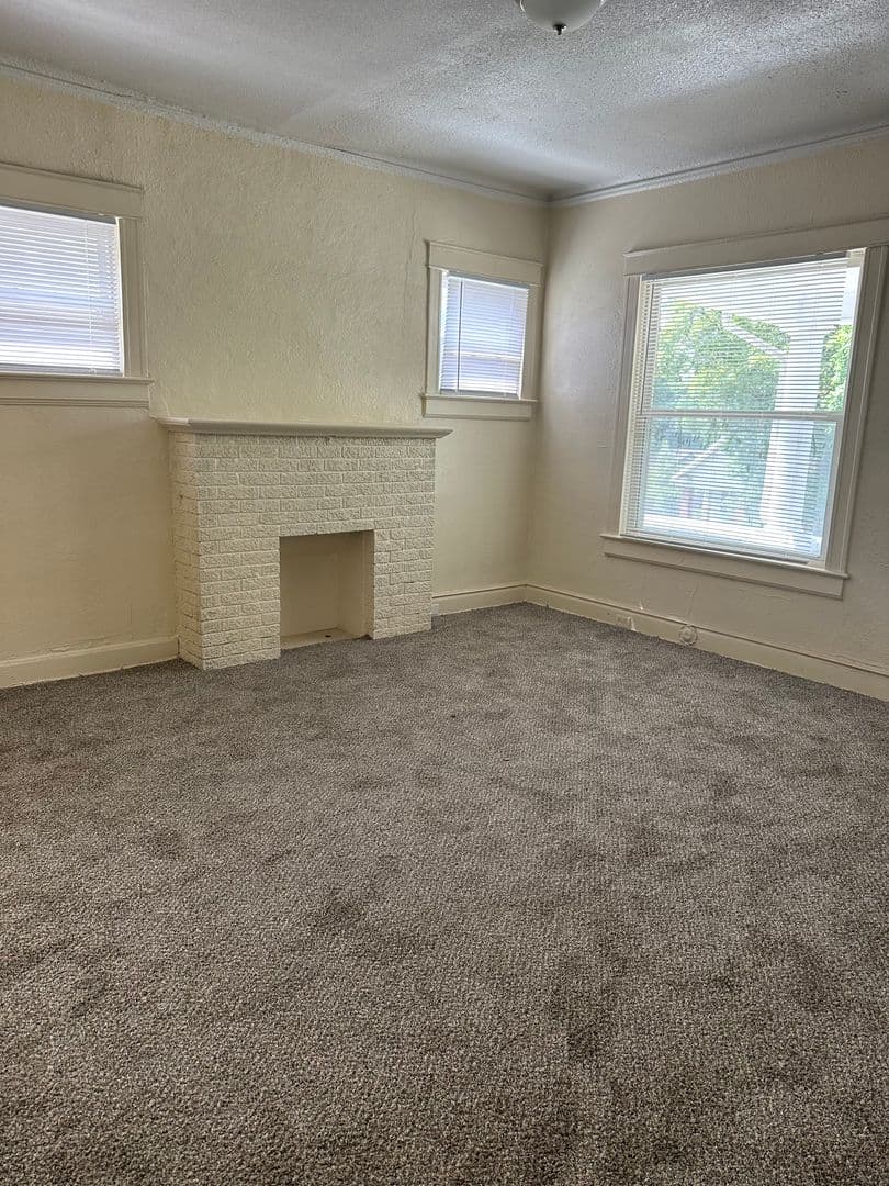 Kansas City House: 4405 Norledge Ave