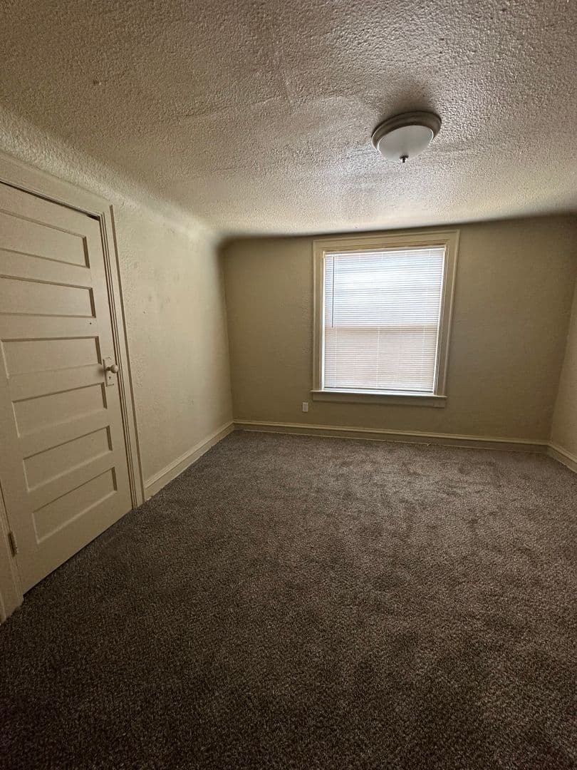 Kansas City House: 4405 Norledge Ave