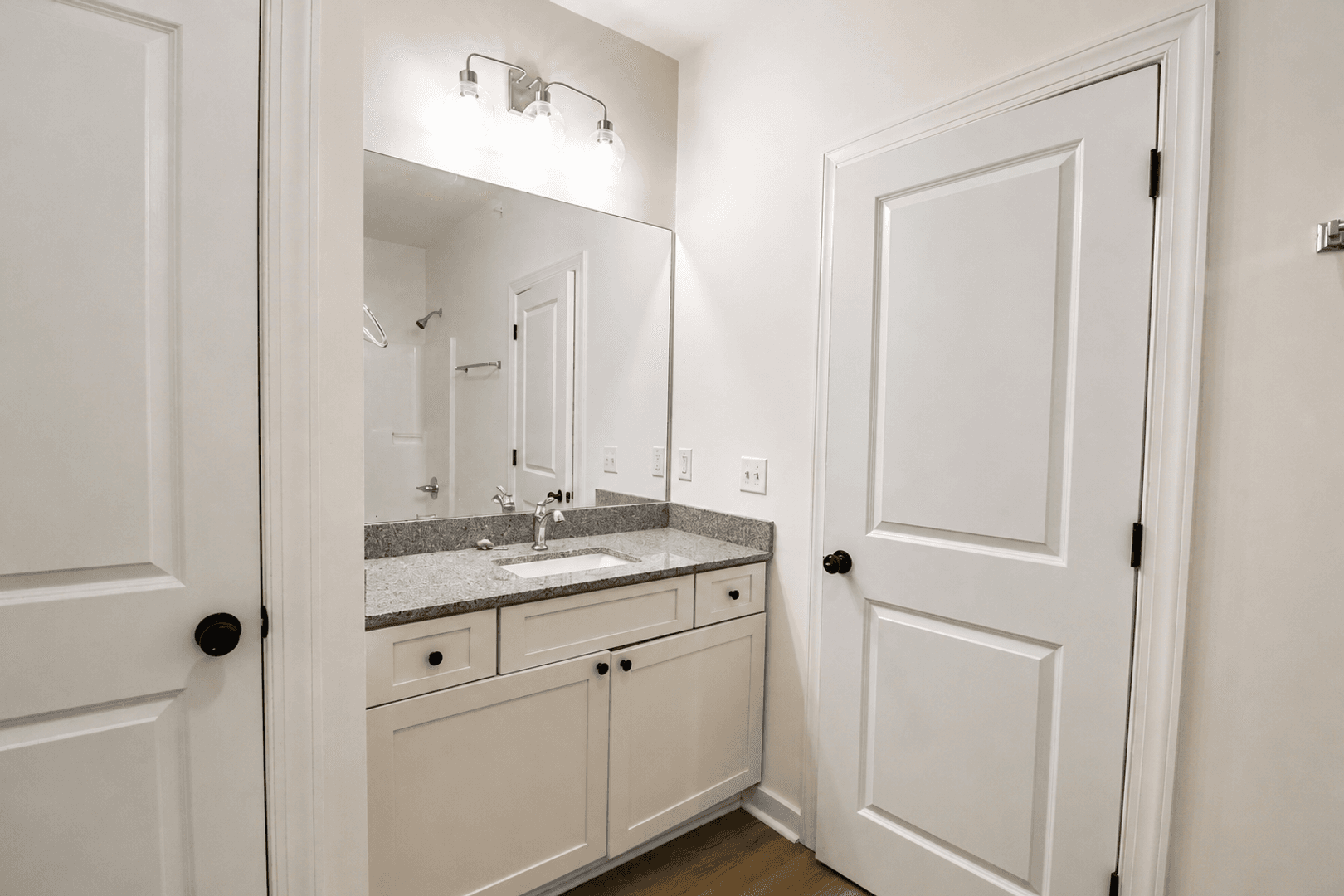 Cookeville Apartment: 1445 W Broad St
