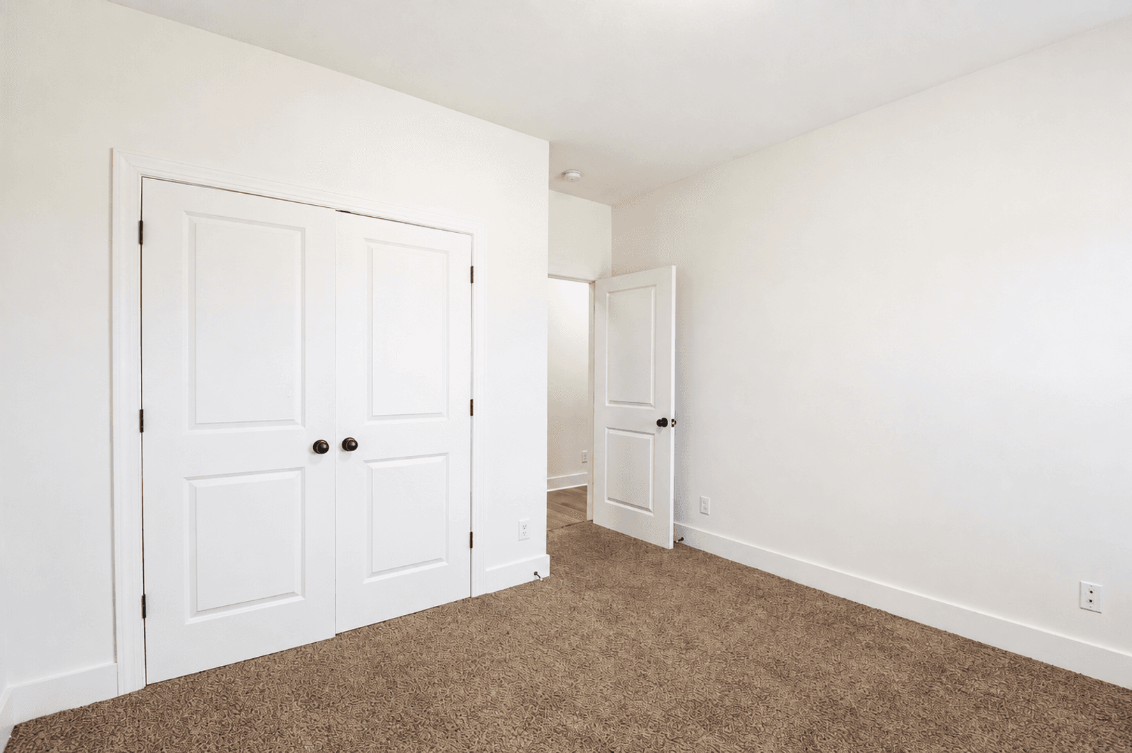 Cookeville Apartment: 1445 W Broad St