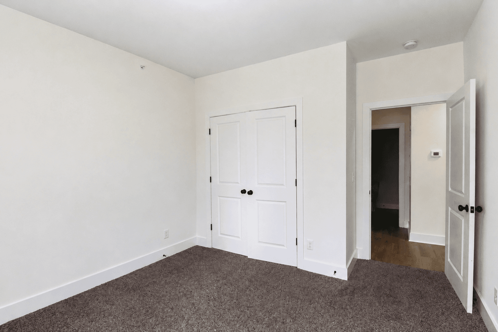 Cookeville Apartment: 1445 W Broad St