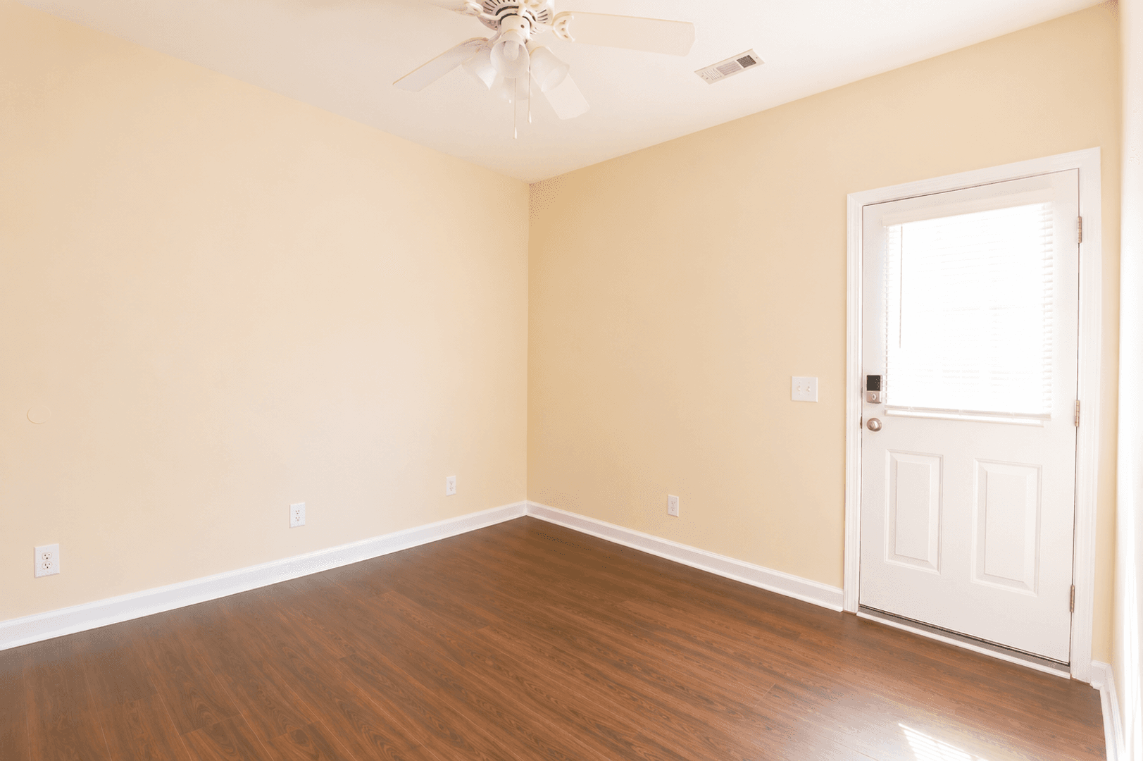 Cookeville Apartment: 2014 N Willow Ave