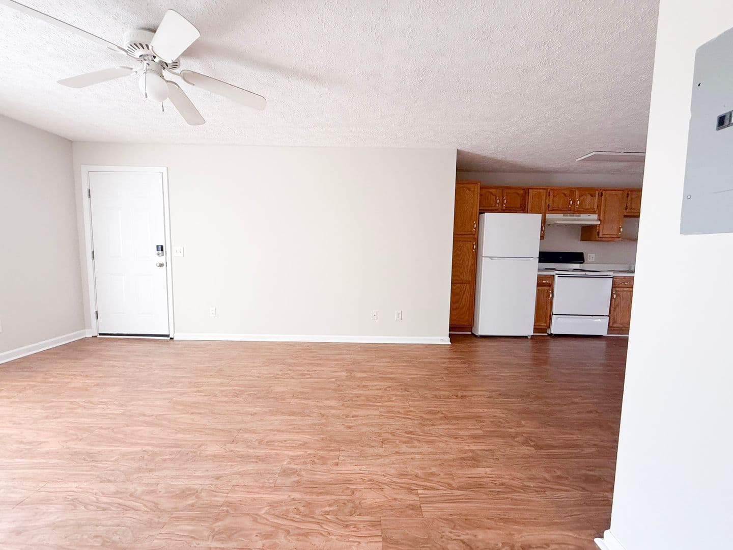 Cookeville Apartment: 1979 N Dixie Ave