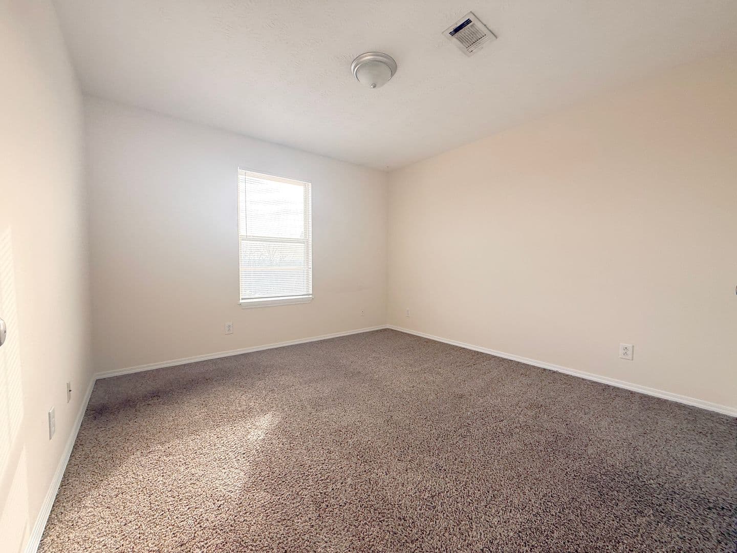 Cookeville Apartment: 640 W Stevens St