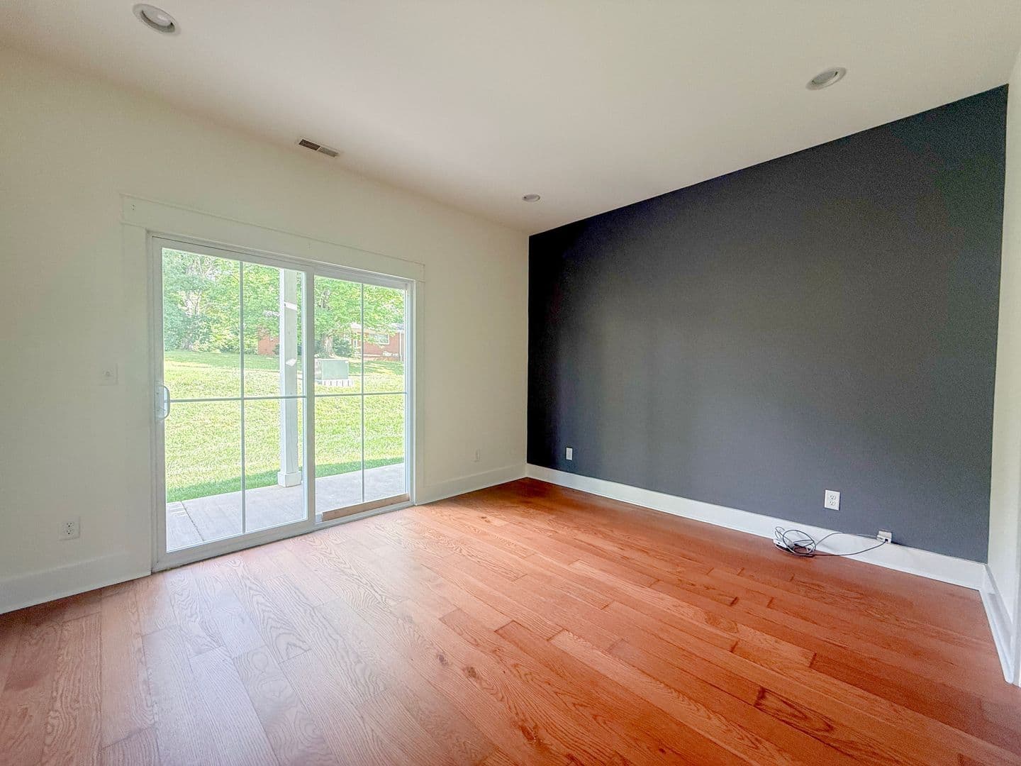 Cookeville House: 208 Allison Way