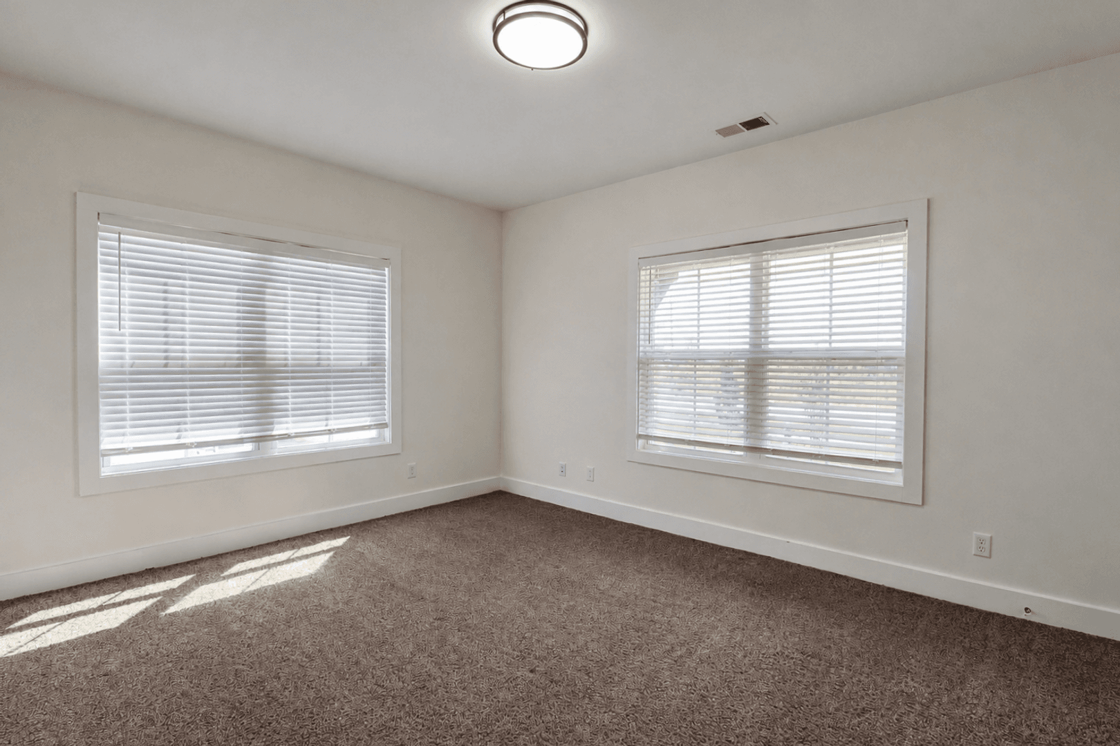 Cookeville Apartment: 1445 W Broad St