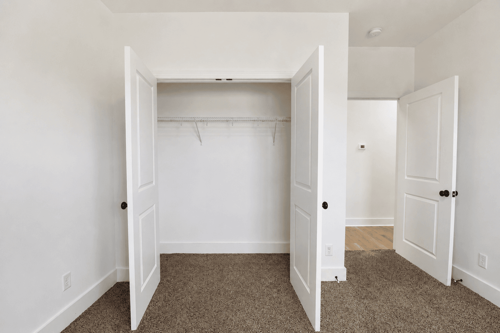 Cookeville Apartment: 1445 W Broad St