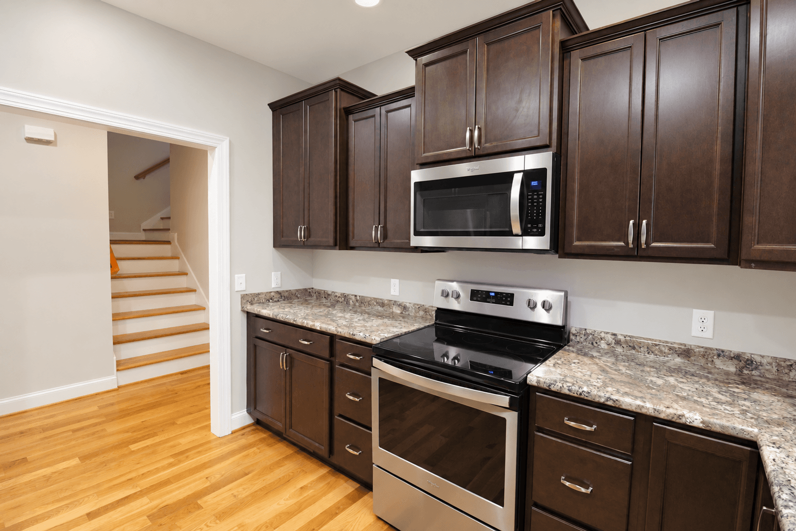 Cookeville House: 1566 Lake Villa Cir