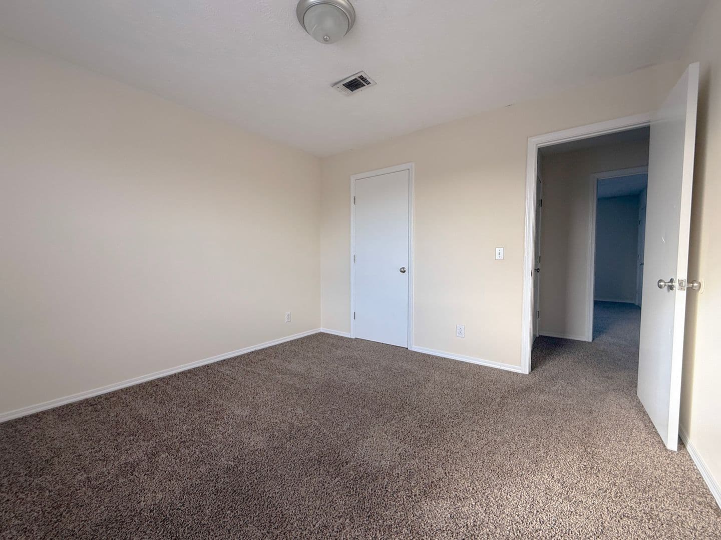 Cookeville Apartment: 640 W Stevens St