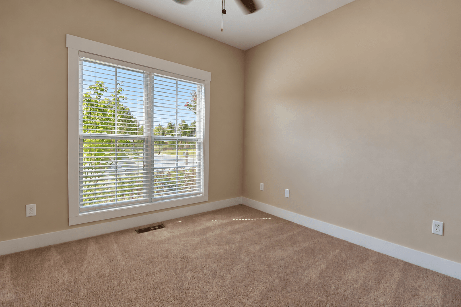 Cookeville House: 1137 Crosspointe Drive