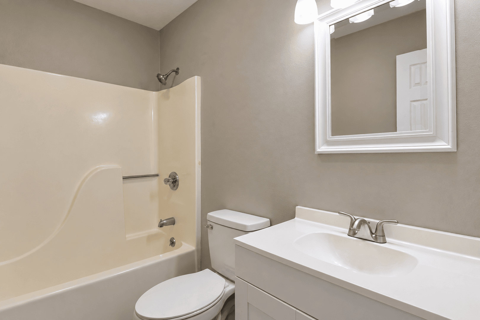 Cookeville Apartment: 5612 S Jefferson Ave