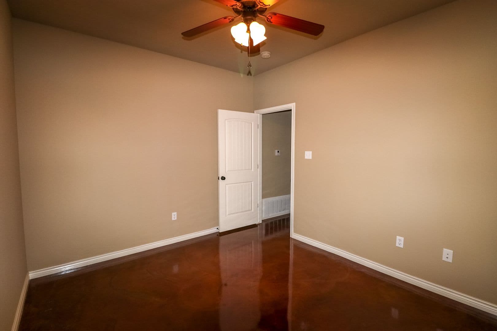Robinson House: 3001 Stallion Drive