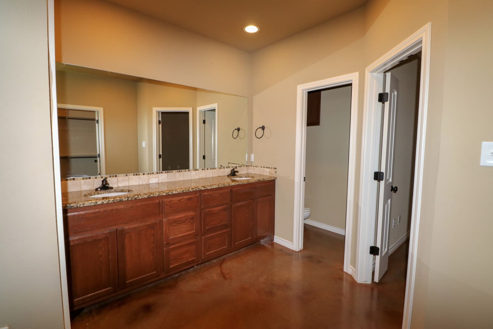 Robinson House: 3125 Silver Saddle