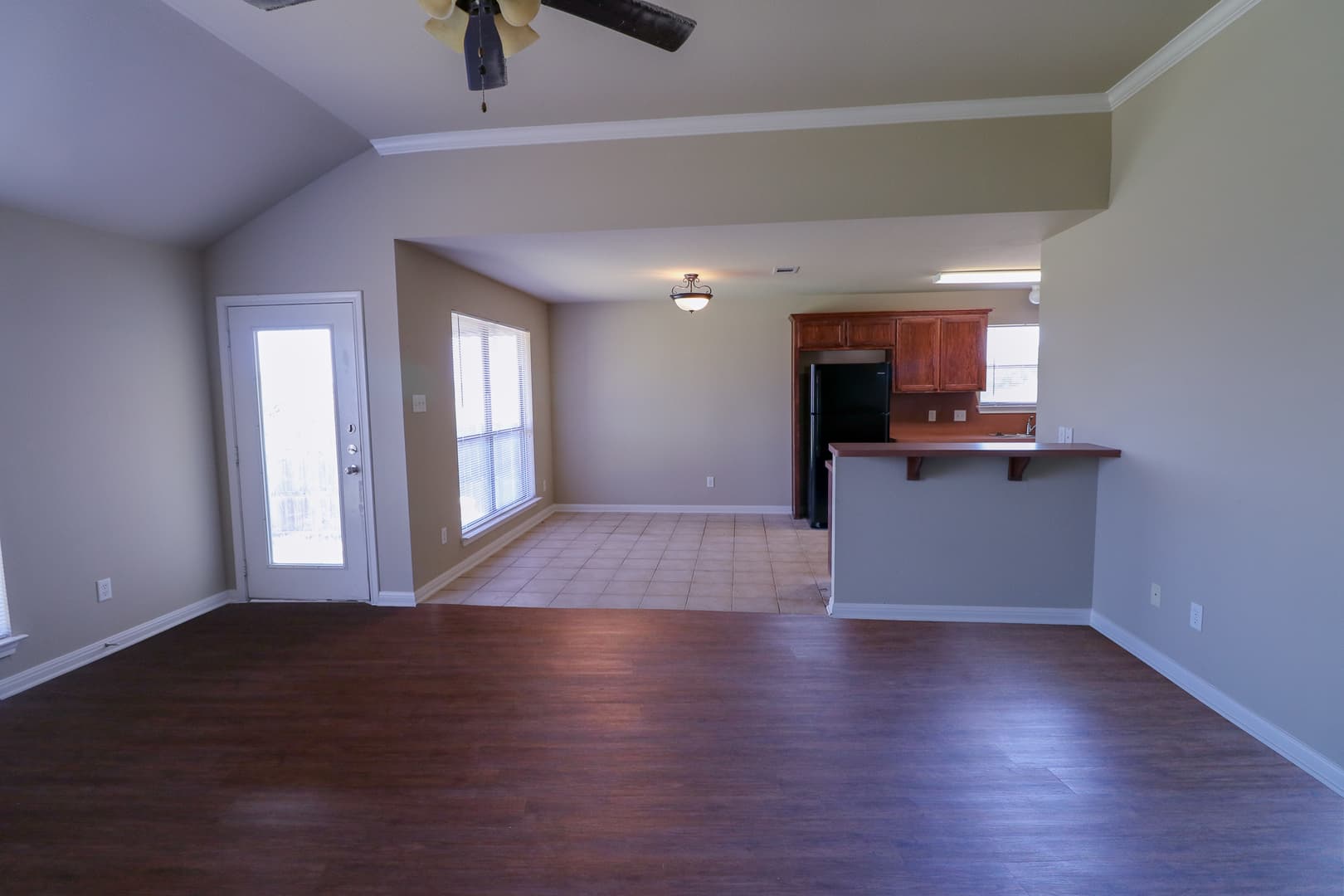 Robinson Apartment: 3001 Breton Street