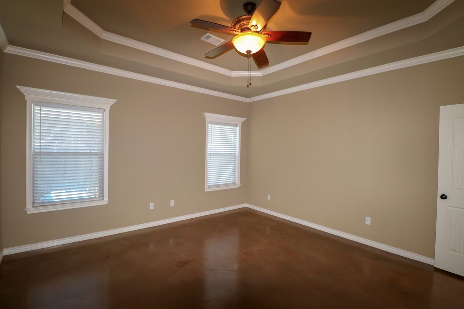 Robinson House: 3125 Silver Saddle
