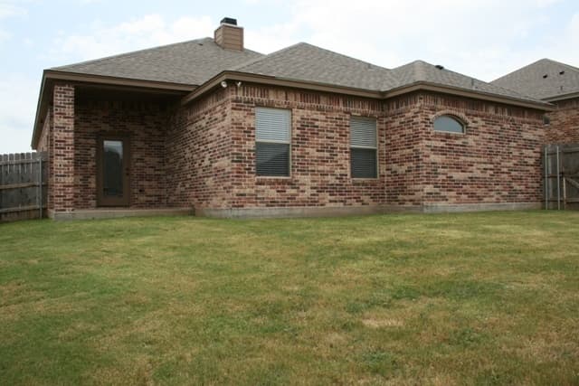 Robinson House: 3116 Silver Saddle Drive
