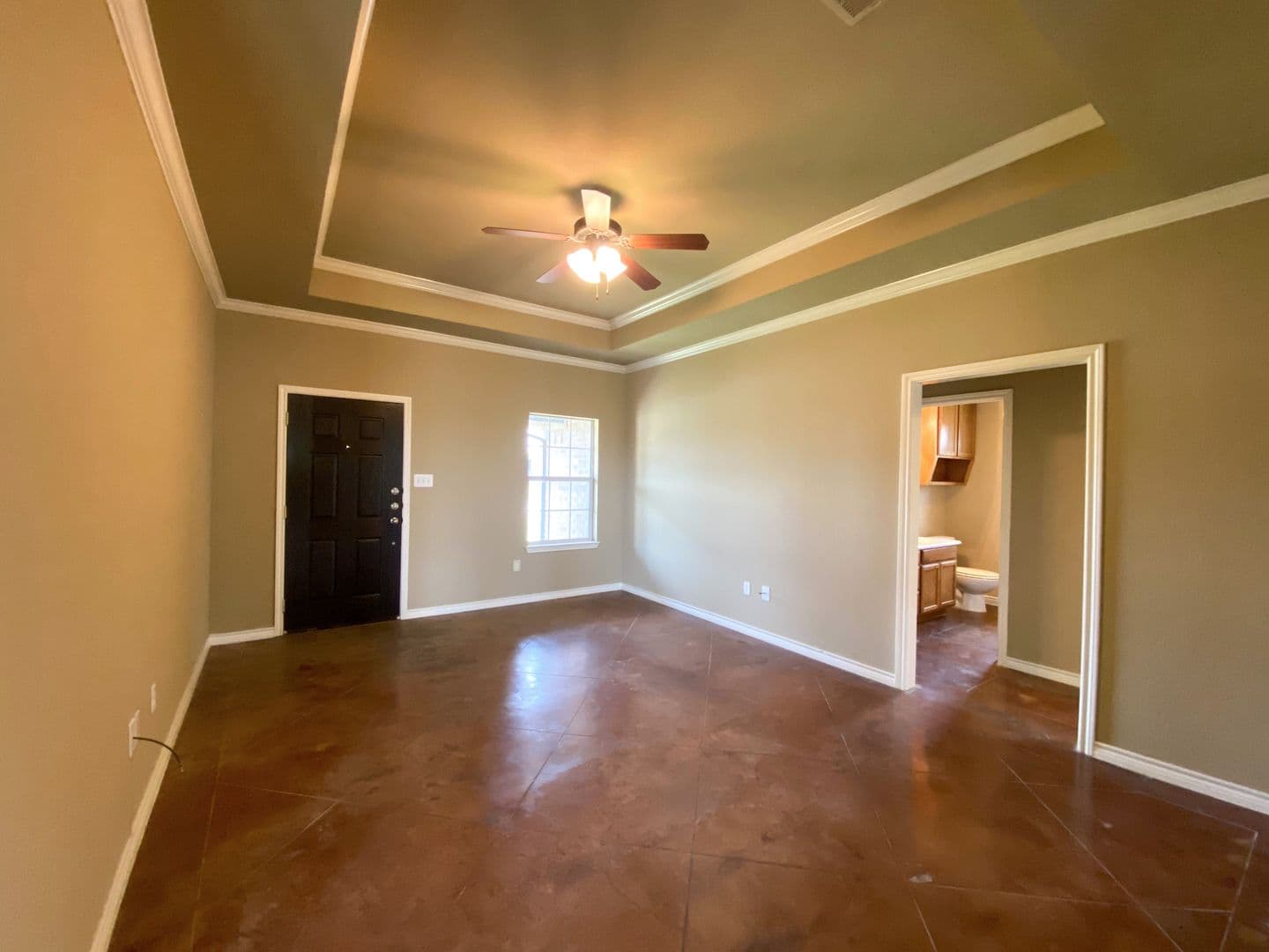 Robinson Apartment: 3024 Beauford