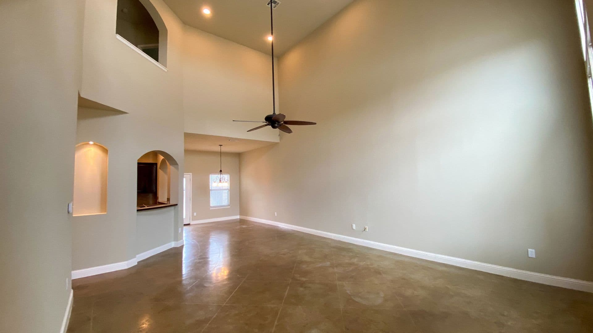Robinson Apartment: 3132 Stallion Drive