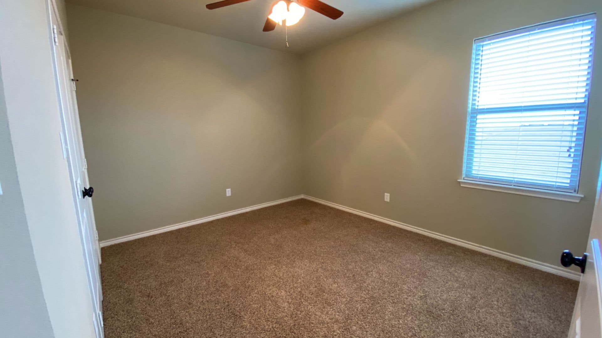 Robinson Apartment: 3132 Stallion Drive