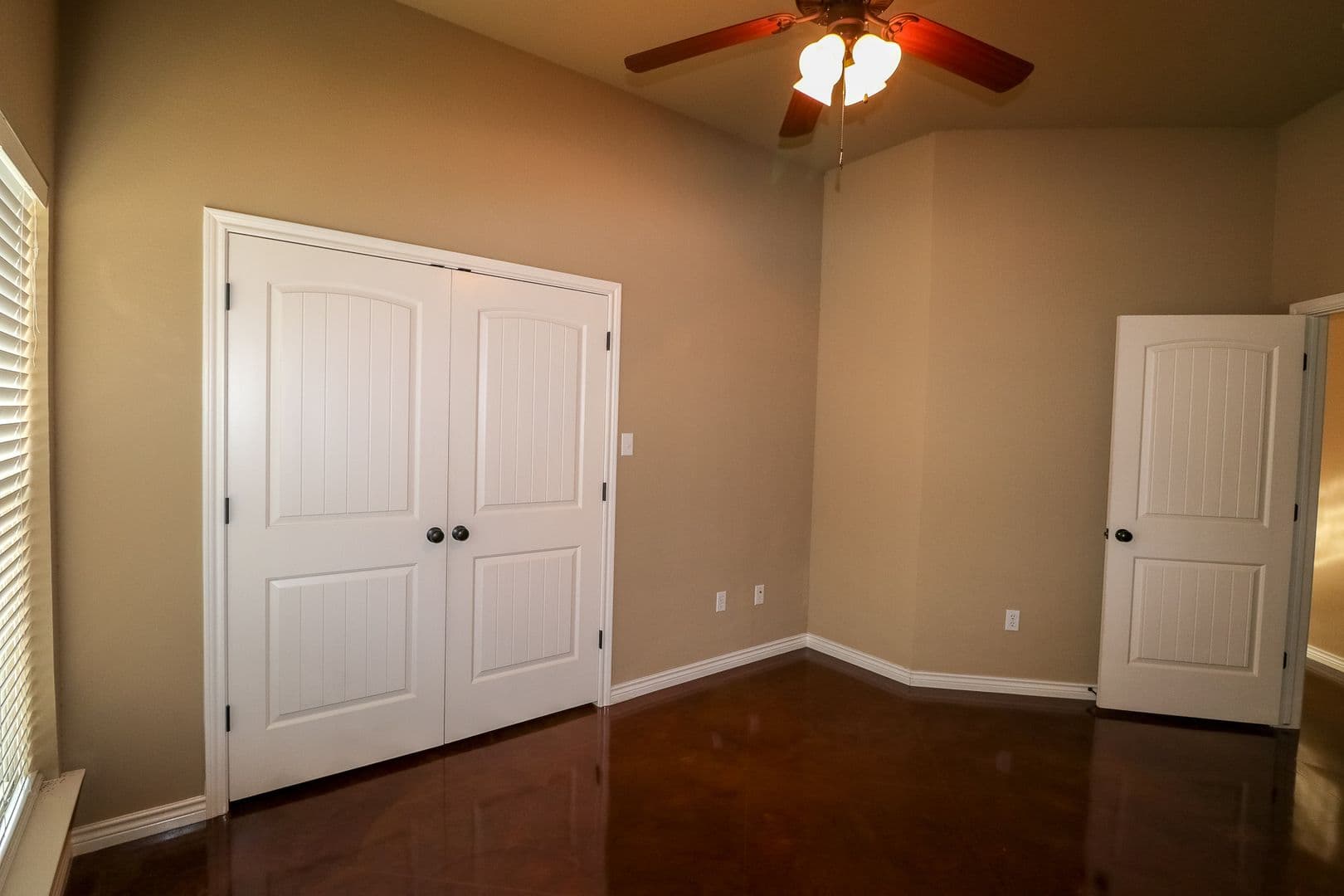 Robinson House: 3001 Stallion Drive