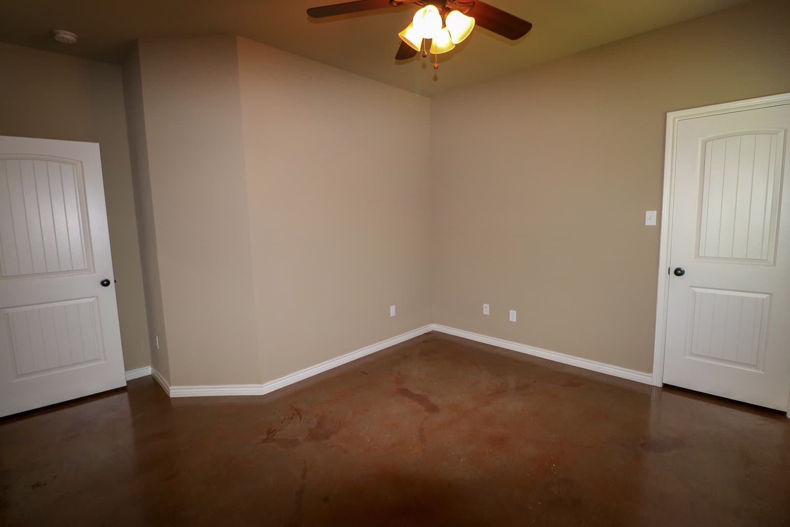 Robinson House: 3125 Silver Saddle