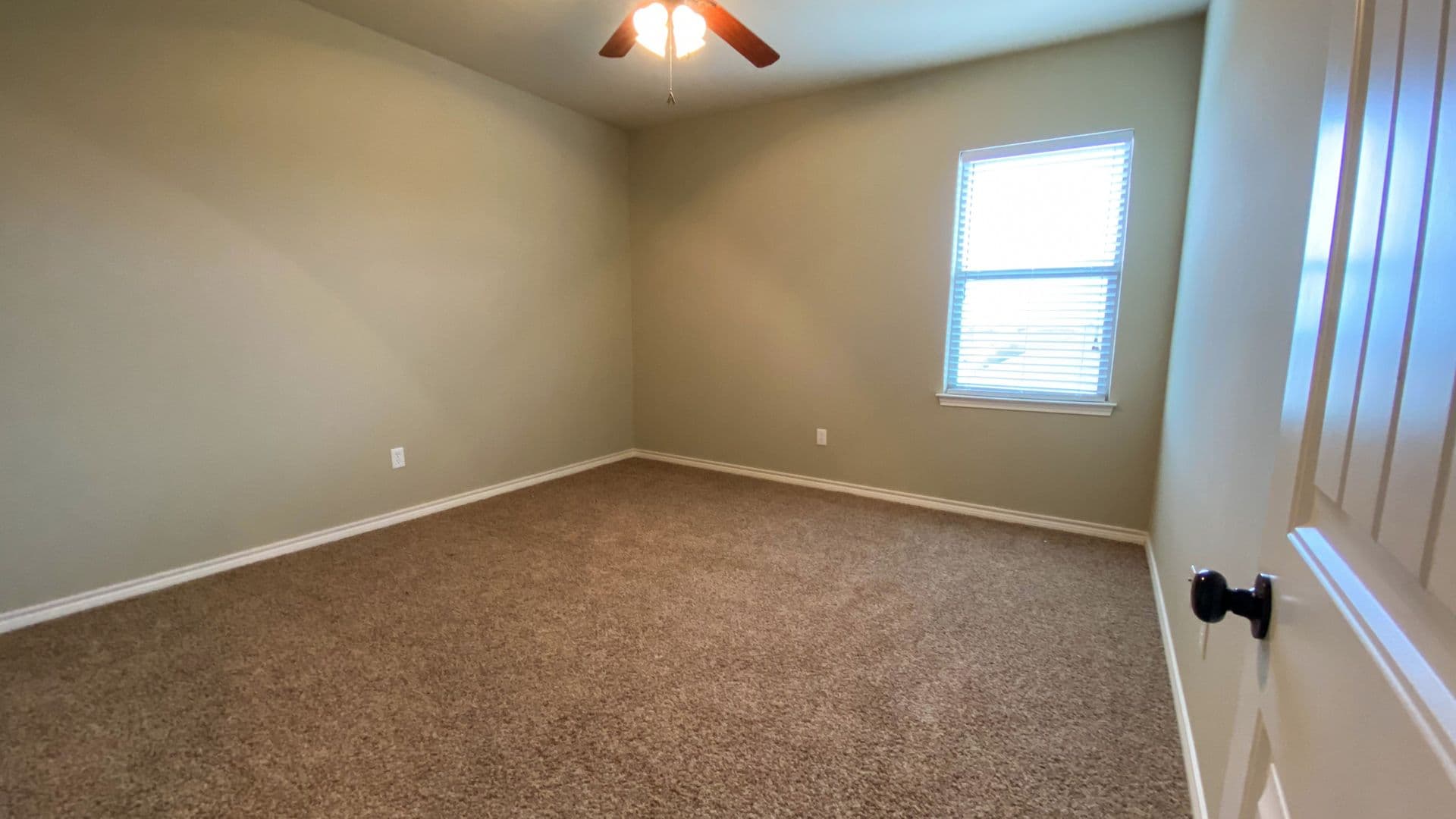 Robinson Apartment: 3132 Stallion Drive
