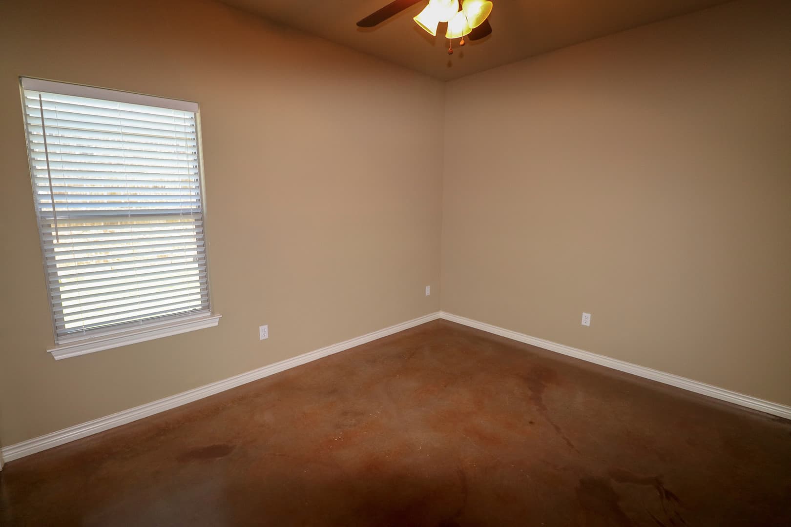 Robinson House: 3125 Silver Saddle
