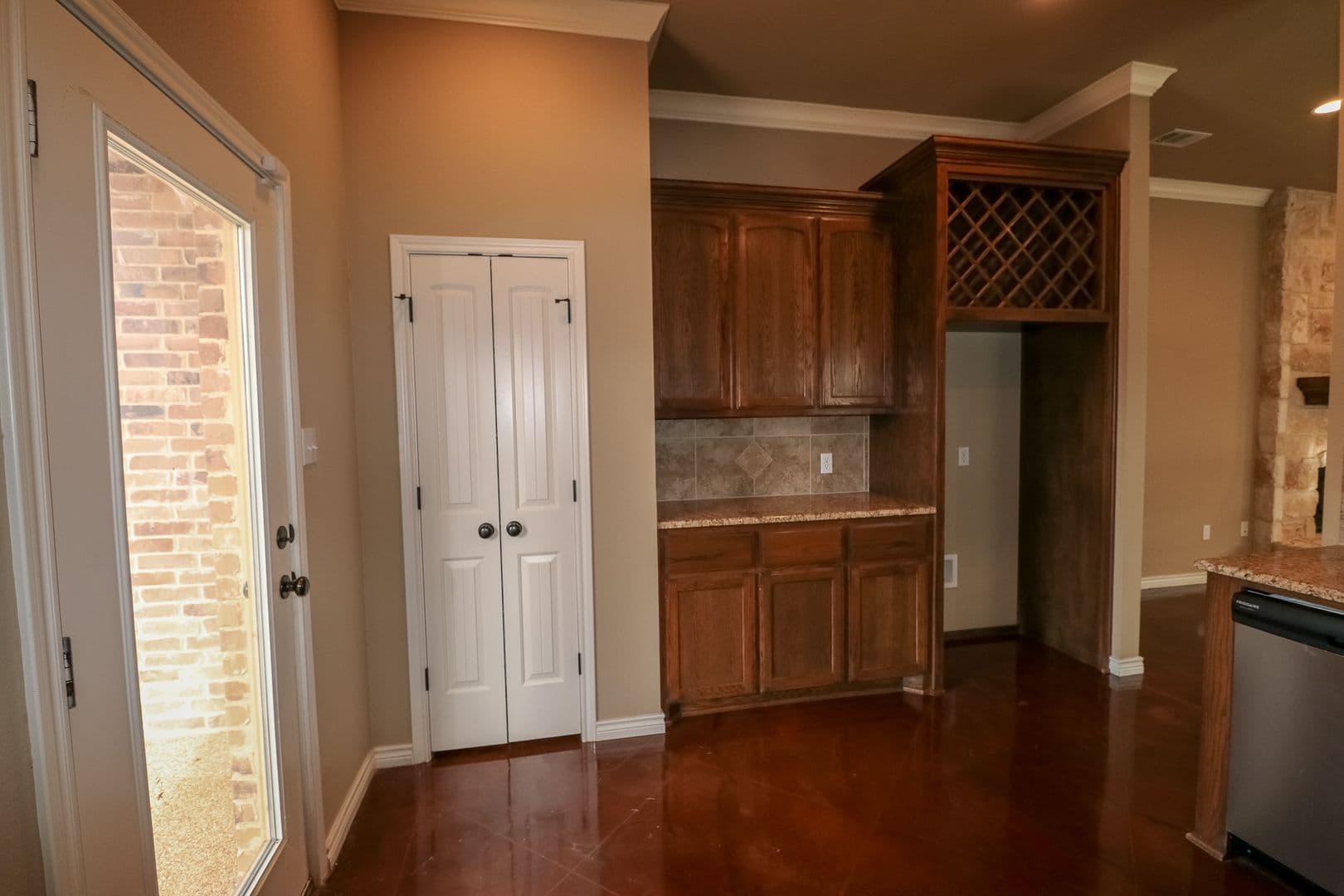 Robinson House: 3001 Stallion Drive