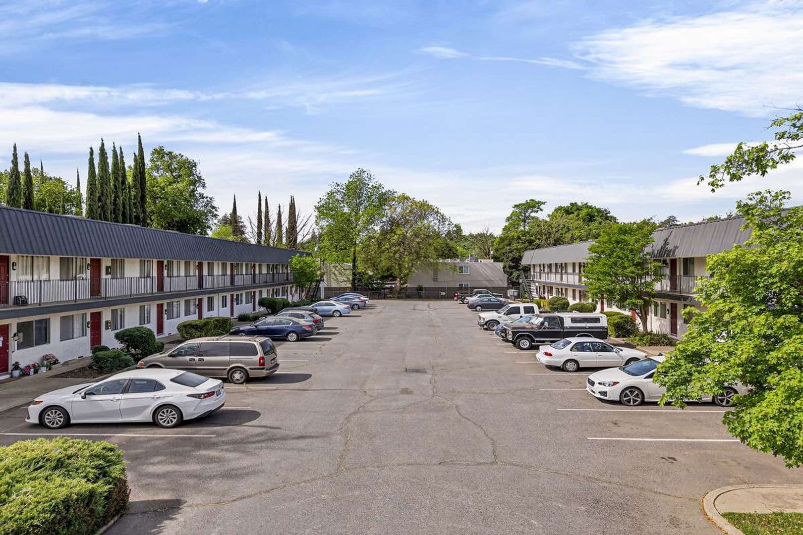 Chico Apartment: 1431/1435 Warner St