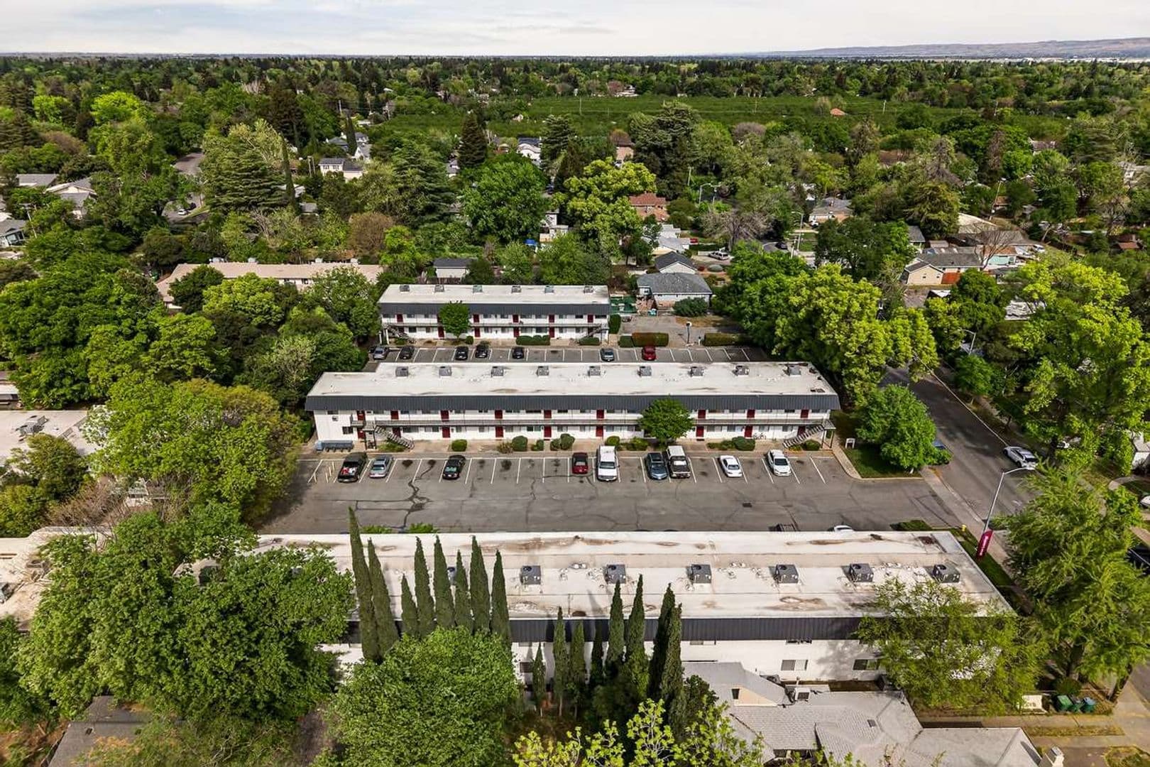 Chico Apartment: 1431/1435 Warner St