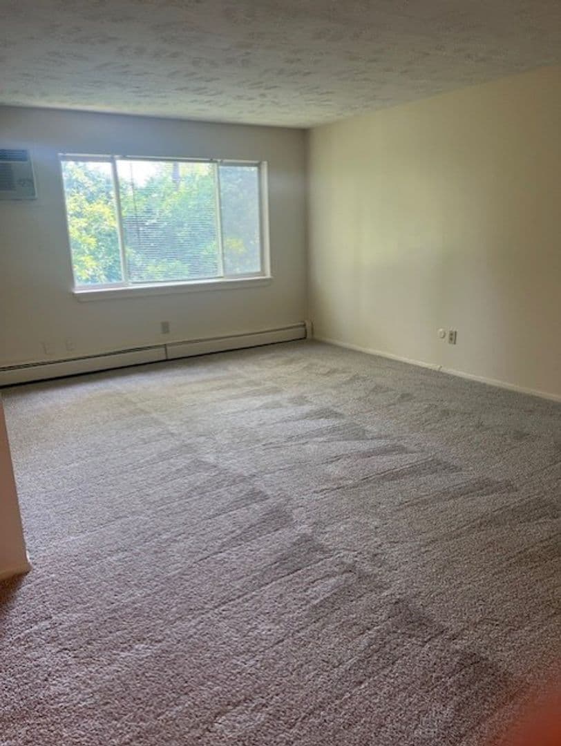 Painesville Apartment: 551-559 W. Jackson Street