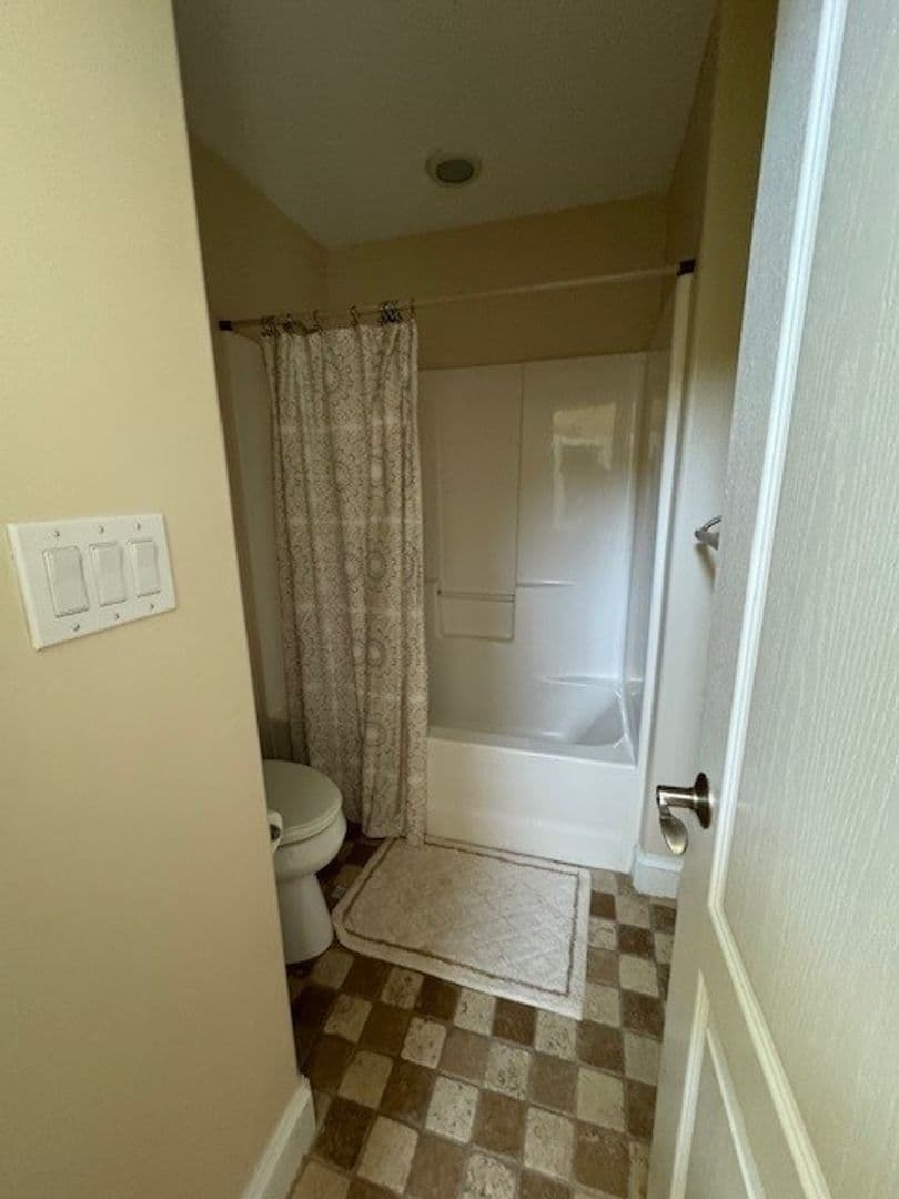 Virginia Beach House: 119 60th Street