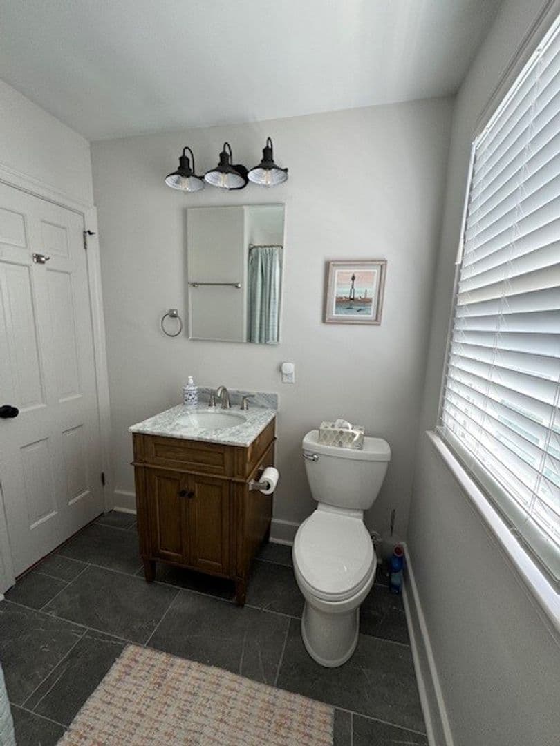 Virginia Beach House: 115 B 85th Street