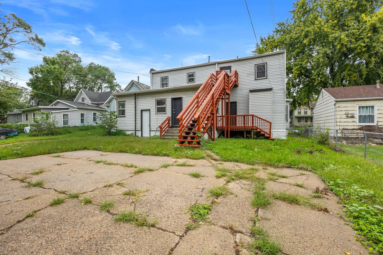 Des Moines Apartment: 1437-1439 11th St