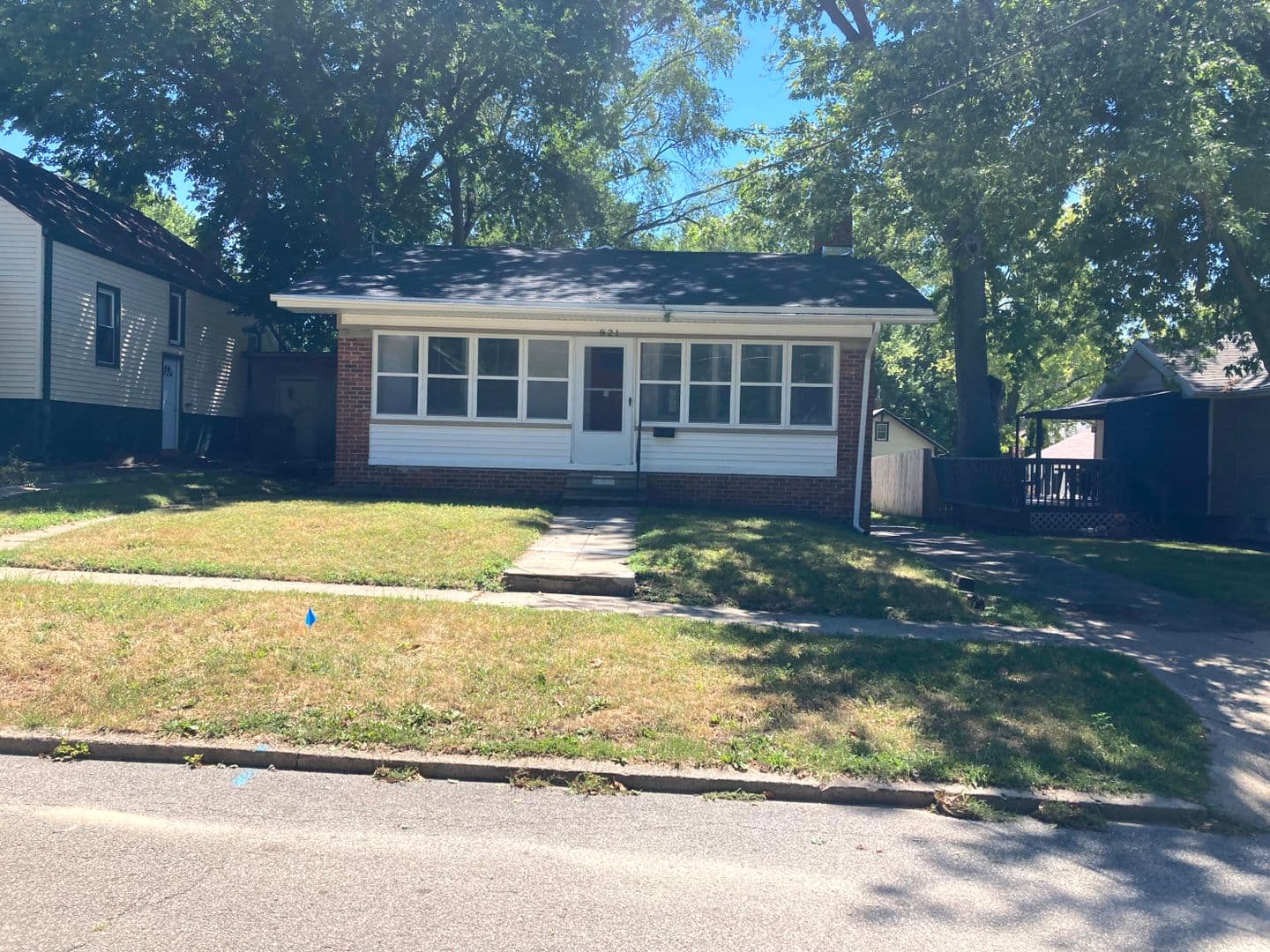 Des Moines House: 821 Grandview Ave