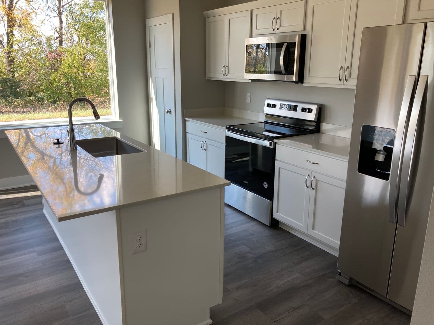 Urbandale House: 5200 155 St